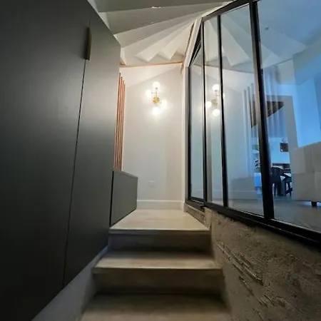 Le Triplex Du Quai Bouchemaine